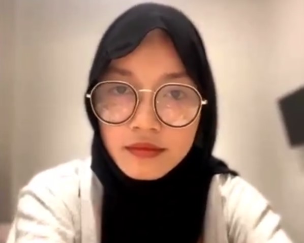 Panya Hijab Live Colmek Pakai Timun